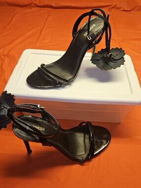 Express Black Patent Stiletto Sandals w/Floral Corsage on Ankles Size 10 G.U.C.
